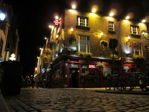 temple bar night